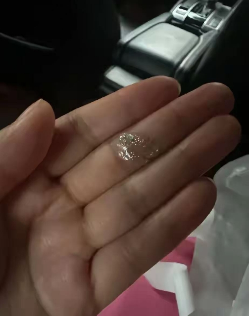 这是什么东西，老公车里捡到的