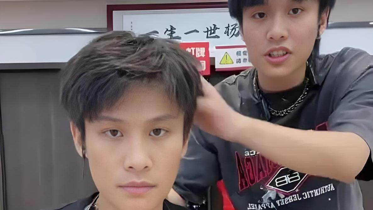 直播带货翻车？小杨哥罚单背后，是行业乱象还是自我救赎？