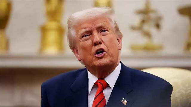 一天时间3个动作，永久性25%关税，特朗普惹众怒，美国本土更惨了