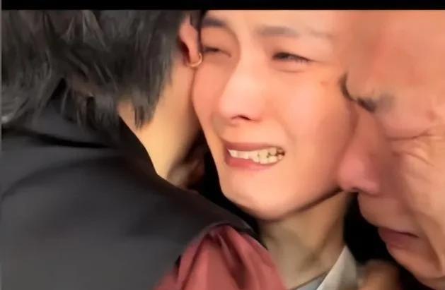浙江温州，夫妻俩把刚出生的小女儿送到亲戚家抚养，岂料，亲戚转手就把孩子弄丢，38