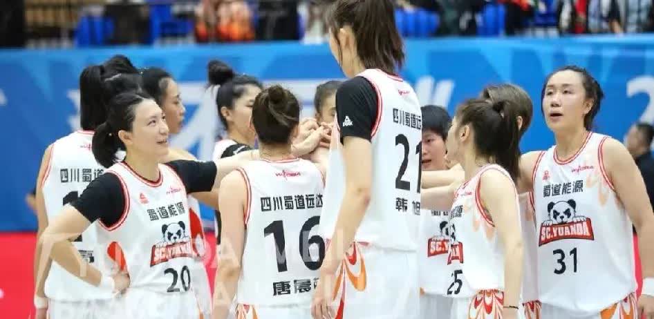 最近四川女篮这波操作真是太“刚”了！

直接硬核致函中国篮协，队中的国手暂不