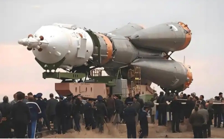 为什么俄罗斯不敢用核武器？
 
俄罗斯不敢用核武器，主要还是投放核武器的后果太过