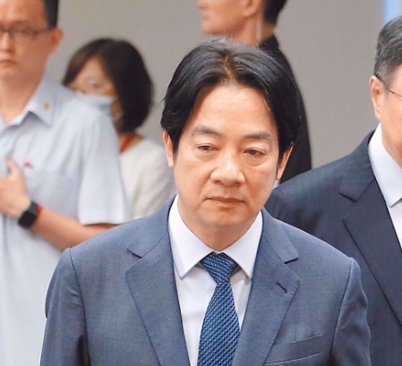 赖清德最新民调断崖式下跌  扁办前主任爆民怨真相：不只威权
《美丽岛电子报》日前