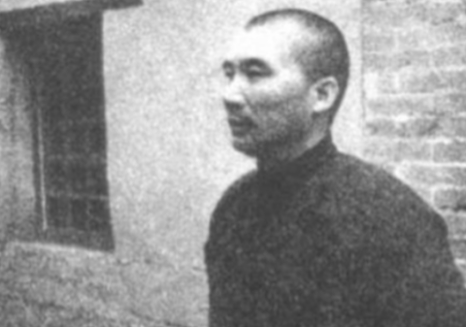 1948年，解放军攻破济南后，在王耀武家搜出两辆拖拉机，陈毅也百思不得其解，王耀