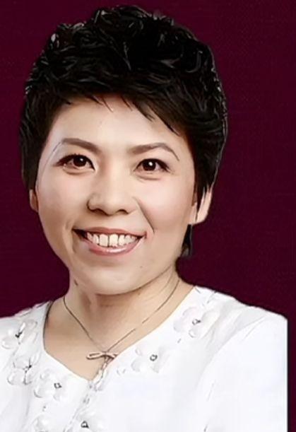 邓亚萍眼中的孙颖莎
邓亚萍评价孙颖莎
真的展现到一个超一流的选手
从跑动的积极态