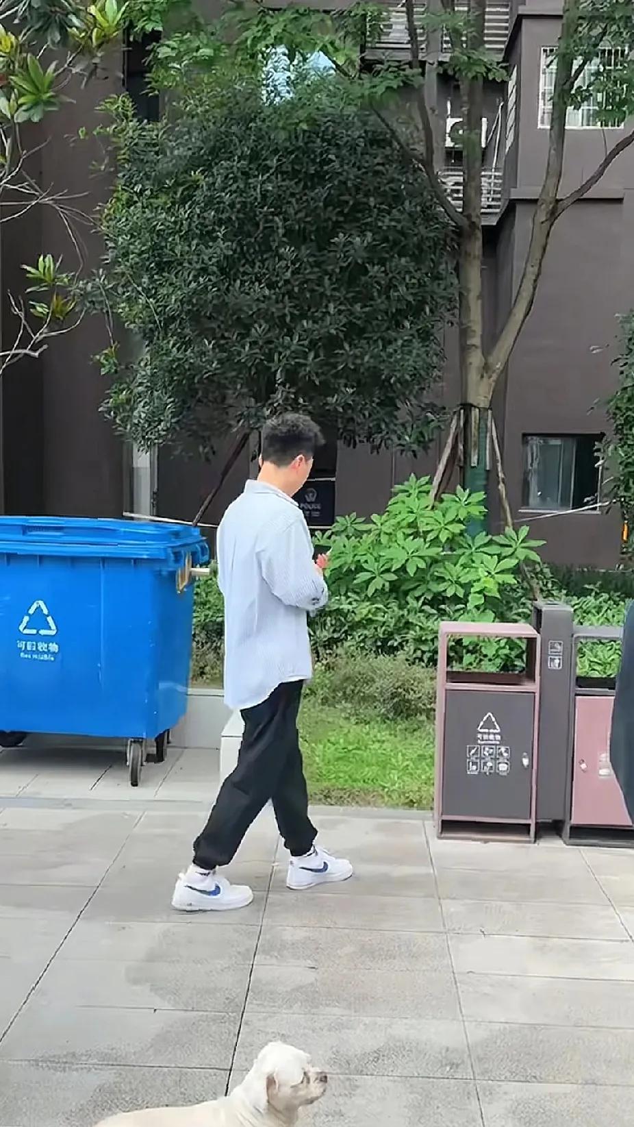 这对夫妻算盘打得太好了，结果害了自己的女儿。



这场家庭悲剧的开端，源于一套