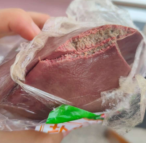 网上好多女生吃猪肝，说补气血，微量元素，也没人告诉我这么难吃啊