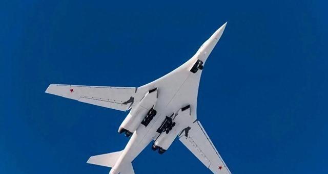 中国用了20年，才把乌克兰军工技术给吃透了，军事因此突飞猛进，可唯独留下了一大遗