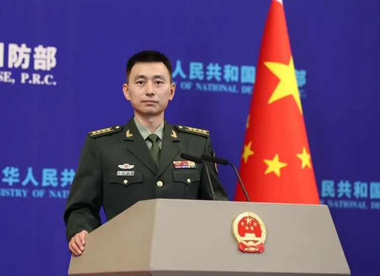 5月29日国防部记者会上，有记者问印巴冲突中印度是否捡到未爆炸的中国PL-15E