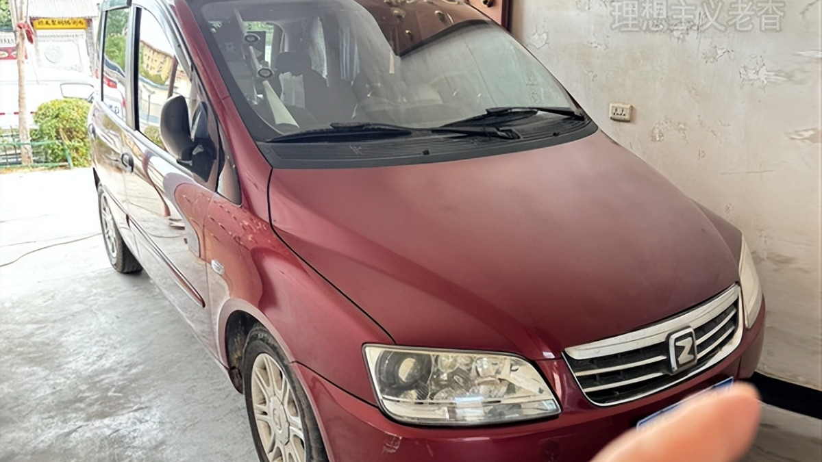 简单又实用，众泰SUV改装床车自驾游，私家车一样打造露营车旅行