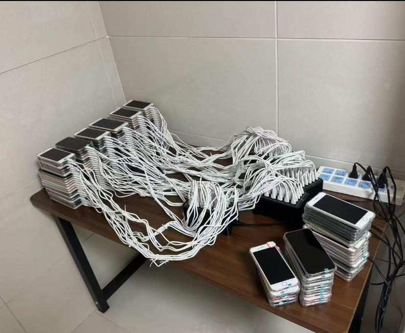 很好奇！这是干什么行业的～