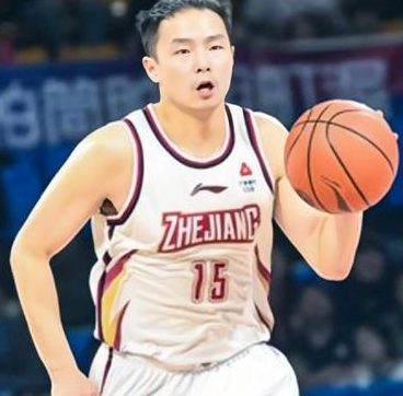 浙江男篮官方宣布王奕博正式加盟青岛男篮。青岛和王奕博达成了的是CBA最高顶薪60