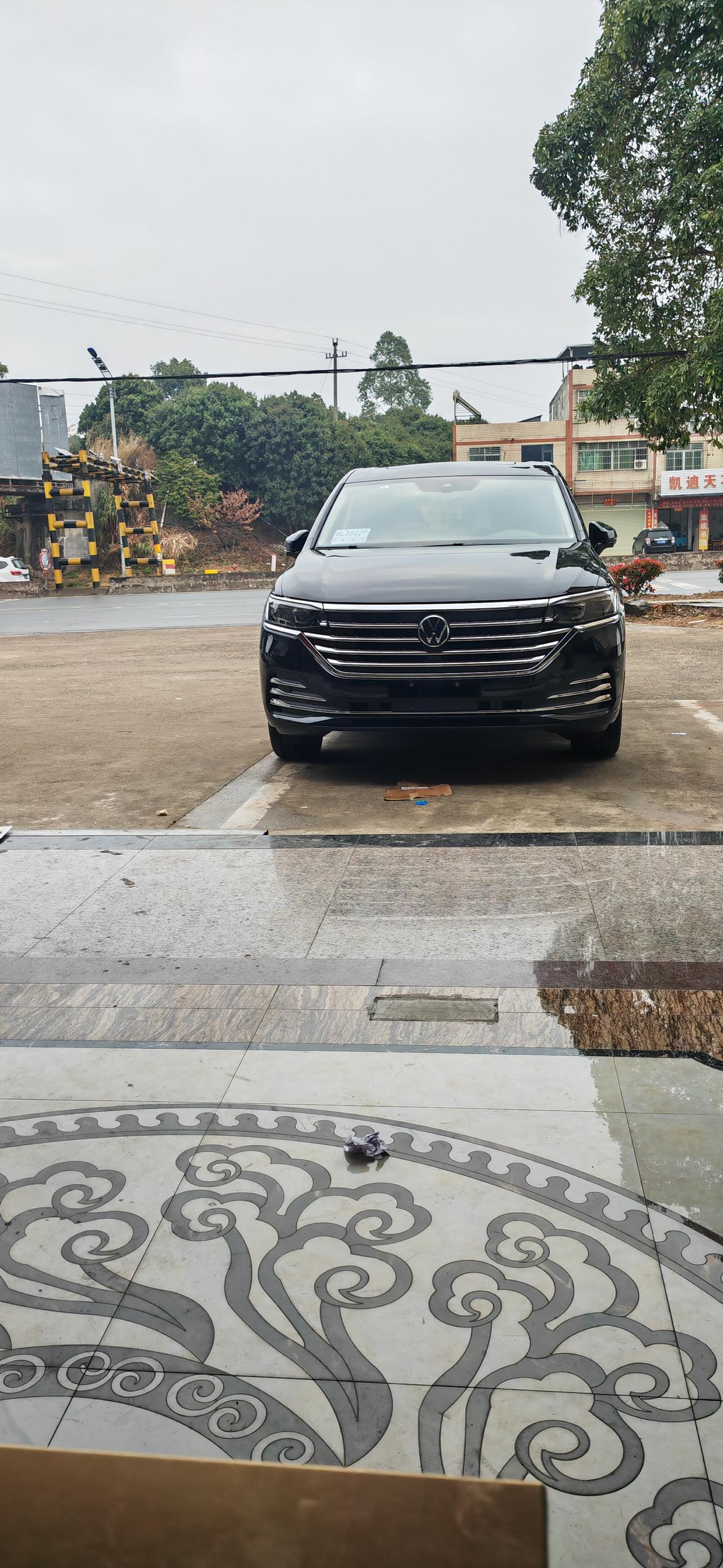 开了10多年了奥德赛，置换了一台威然，日系车跟德系车那是没有对比性的