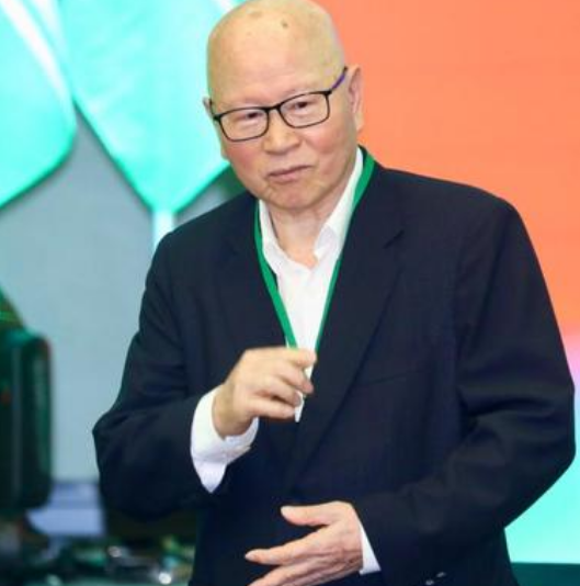 台湾媒体人许信良公开表示：要是大陆统一台湾，绝大多数台湾人都不会服气，更别谈治理