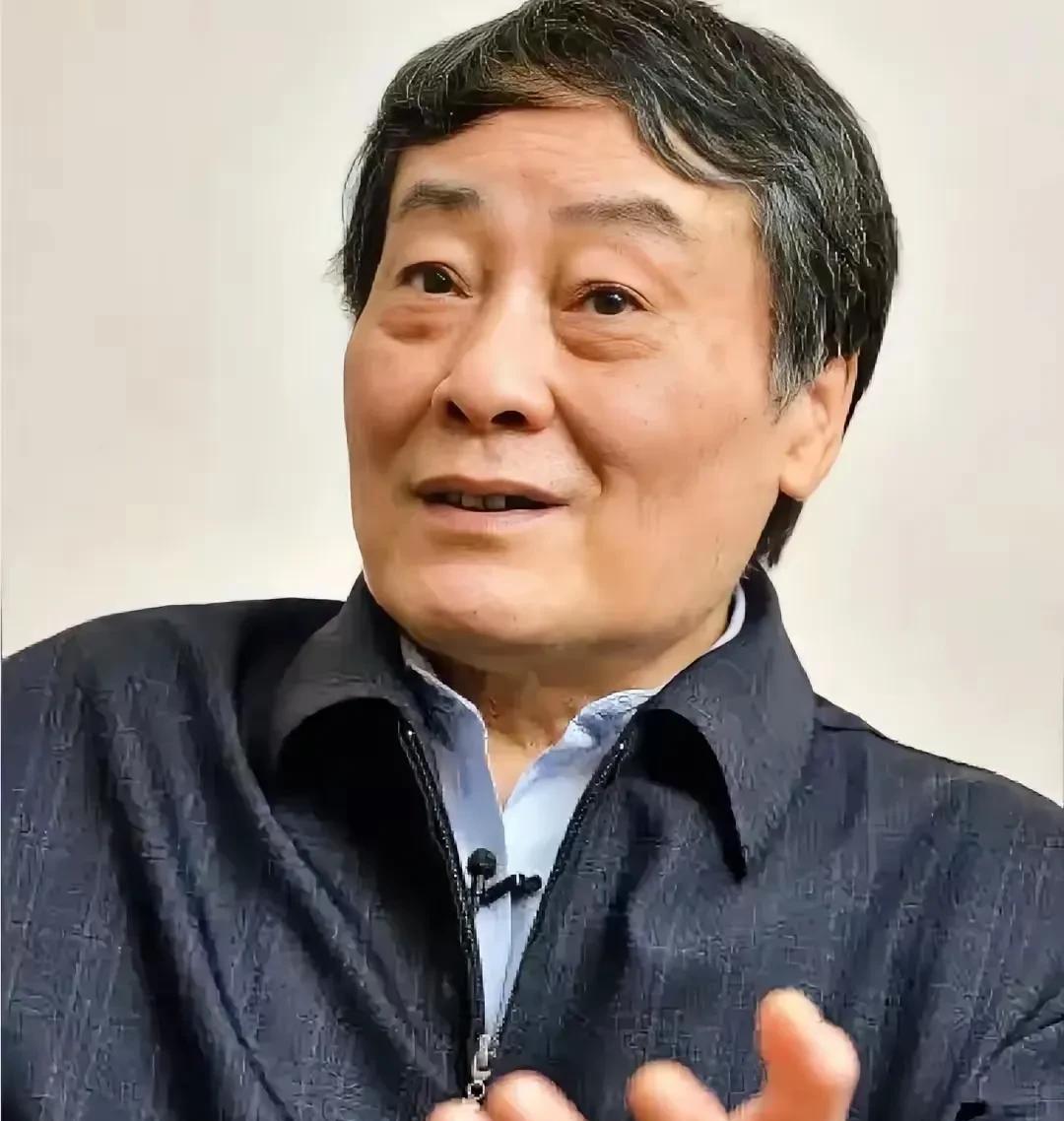 十年前接受媒体采访之际，她称自己最大的成就乃是“还活着”。那时的我觉得这话好生奇