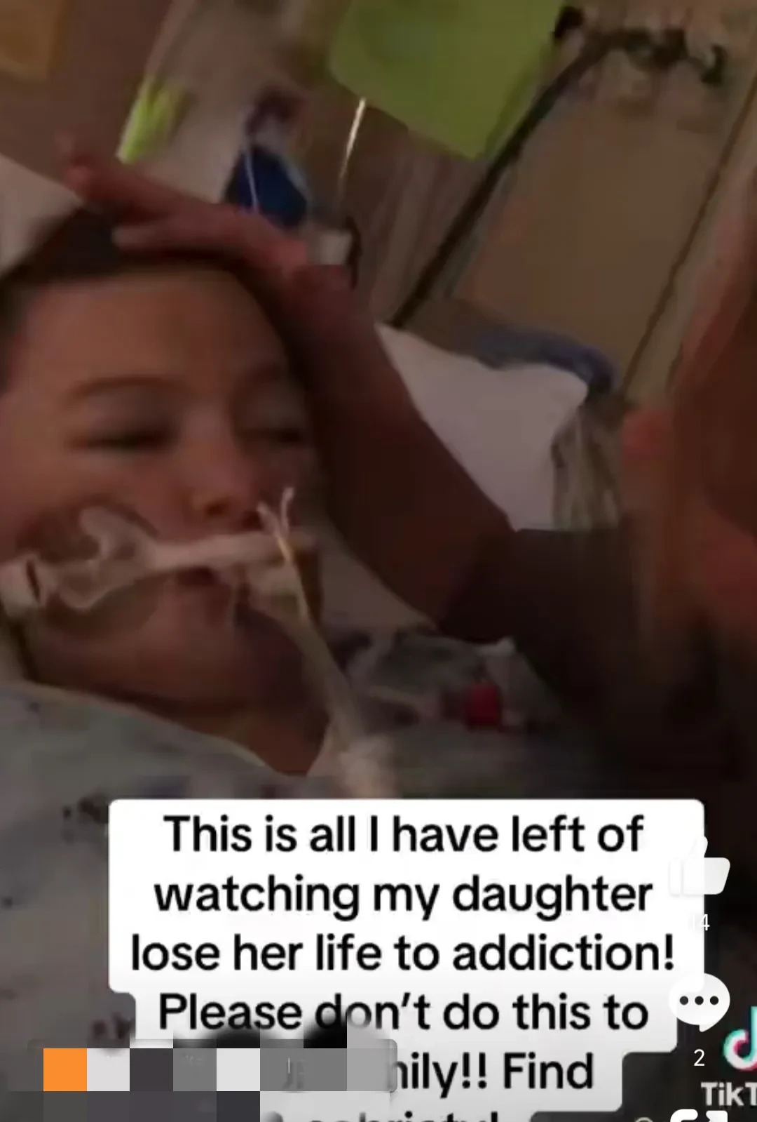 女儿死了，妈妈拍下视频











我看到那个视频的时候，心都碎了！一