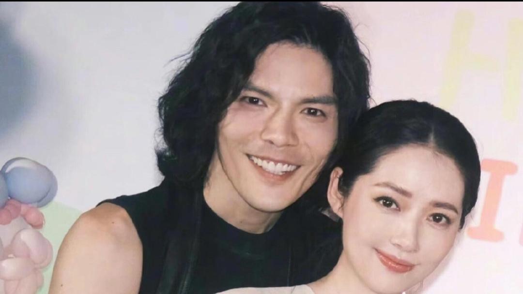向佐赌债风波再起：向太带货背后，是豪门光环下的隐忧