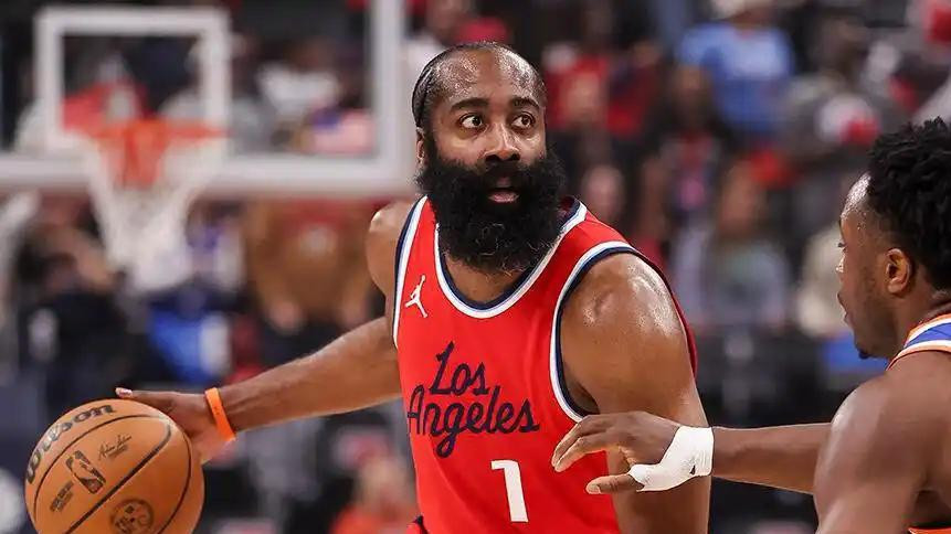 打疯了！快船狂飙11记三分：哈登19+6连续爆发，巴图姆成奇兵