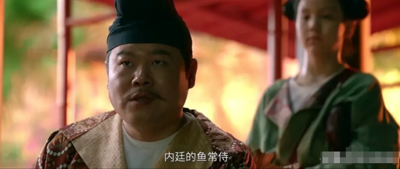《长安的荔枝》第30-31集预告：郑平安的身份彻底暴露了，他收拾行李准备跑路，但