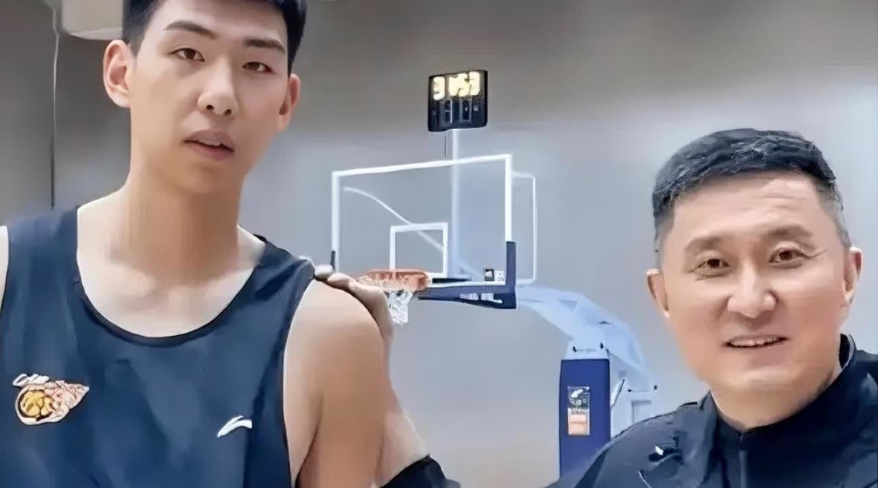 看了广东全运会男篮的热身赛，终于知道徐昕为什么落选国家队！

这支广东全运会