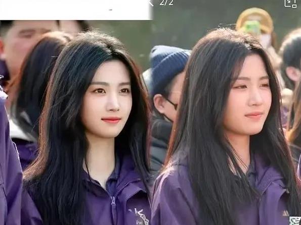 卢昱晓开机路透媒体生图VS站姐出图，看起来差别大吗？ 