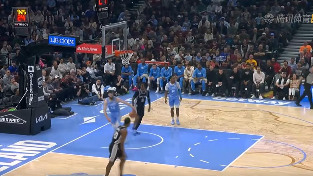 《残阵马刺鏖战骑士惜败！阿伦末节19分封神 保罗1344场超皮尔斯》