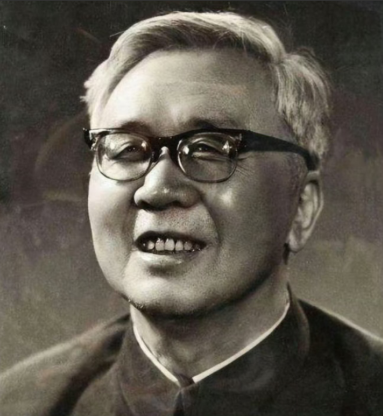 1965年，冷战阴霾下，苏联将太平洋上一片神秘海域的封锁，激起全球猜疑。然而华罗