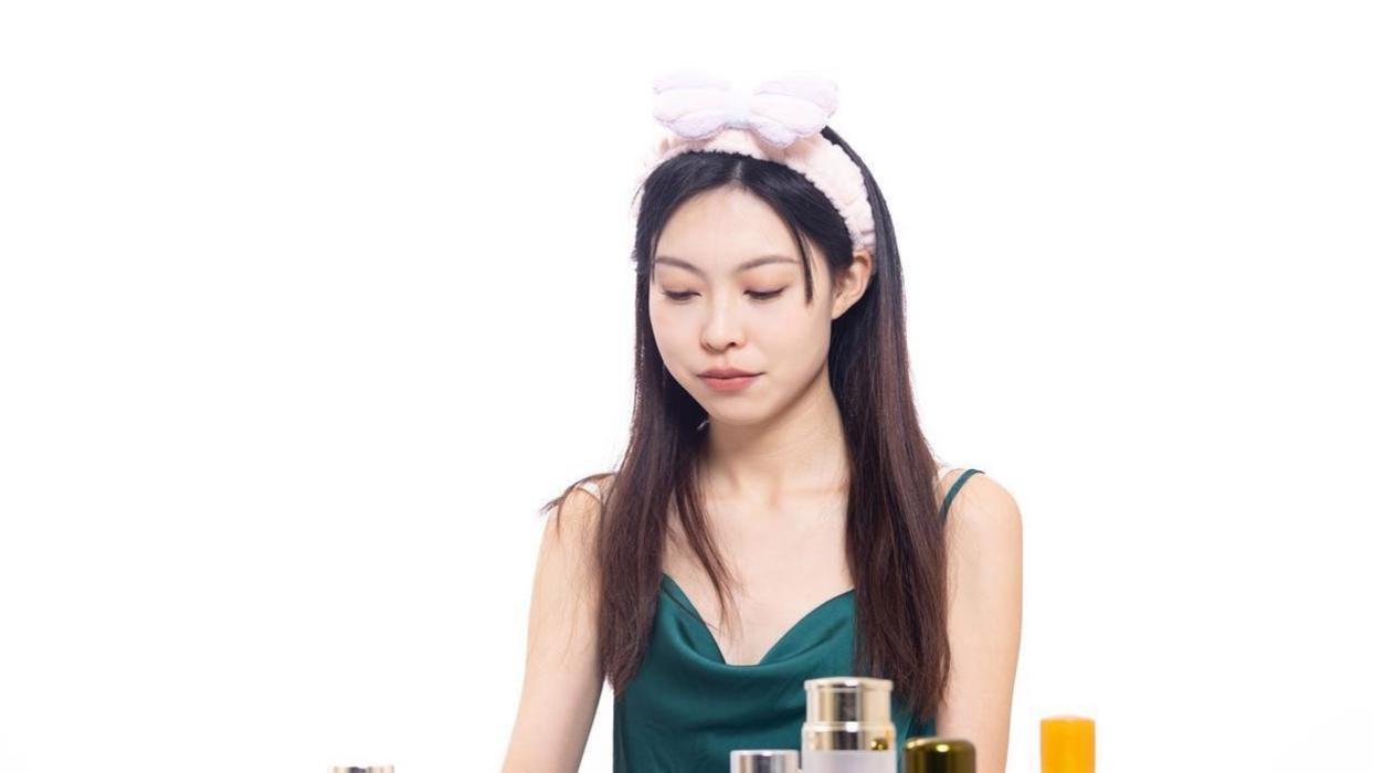 干敏皮的天菜卸妆油盘点！以油养肤不是梦，卸完妆脸蛋又软又嫩