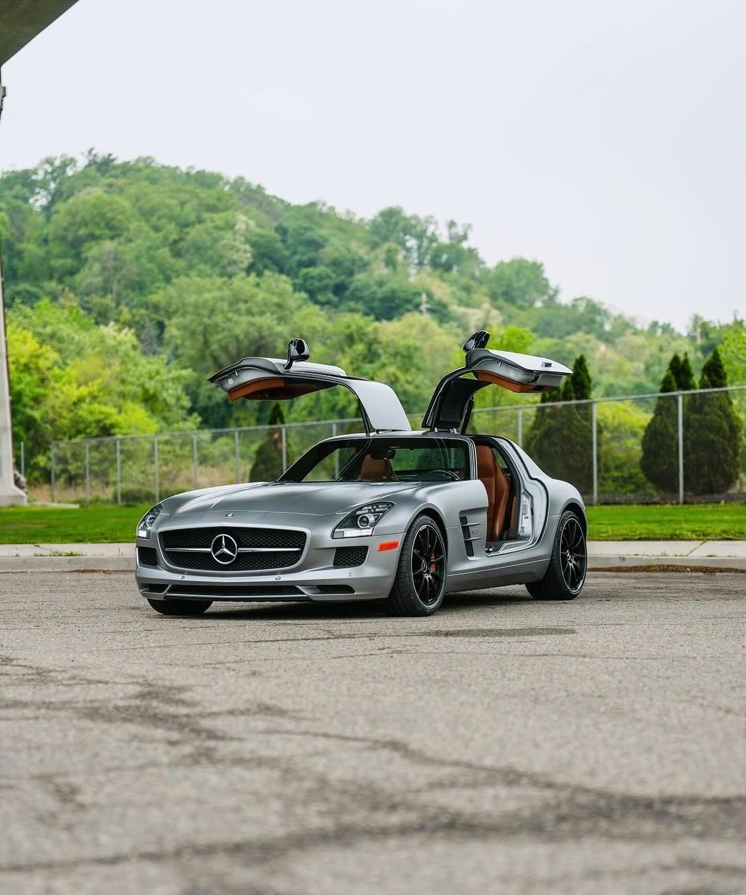 #奔驰# AMG SLS，算不算最帅奔驰