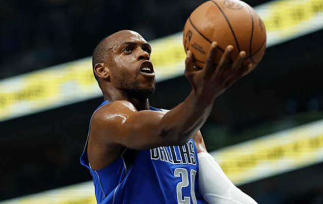 NBA常规赛，独行侠将对阵灰熊。
赛前，独行侠主帅杰森-基德接受采访时回应了独行