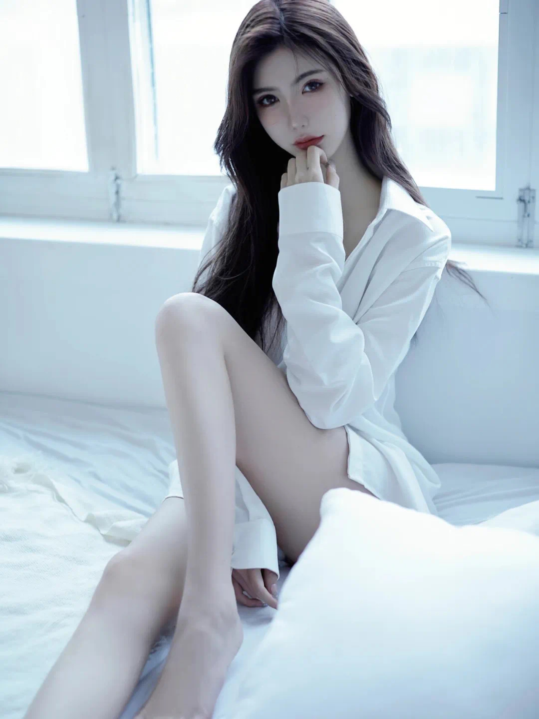  用音乐调节心情，低落时听振奋曲。