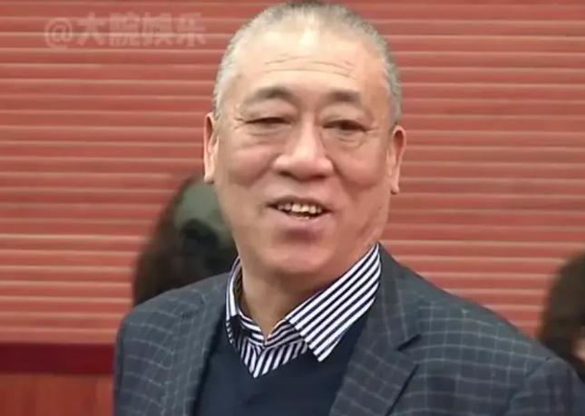 河南矿山集团创始人崔培军，中秋节前请员工和家属一起过节，现场发放超过1000万元