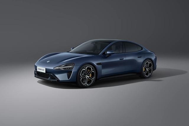 小米SU7销量势不可挡
小米SU7正式上市以后，备受大家的关注，售价区间为21.