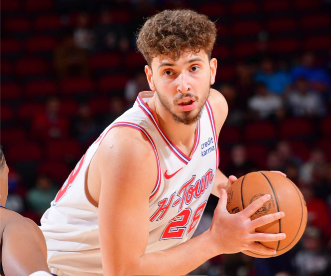 申京新赛季会全面转型4号位吗？

申京新赛季会出任的大前锋吗？

在我看来，这几