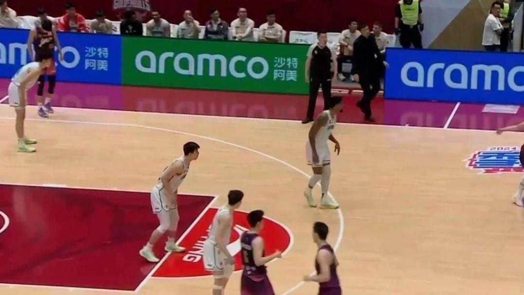 炸裂，两战61+13+22，又一个能打NBA的中国后卫……
