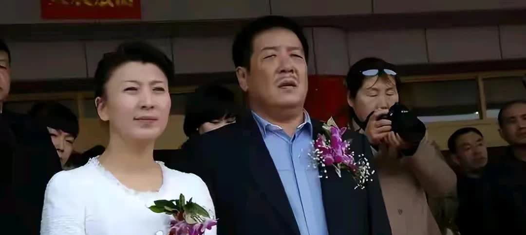 闫学晶
马东明
夫妻照