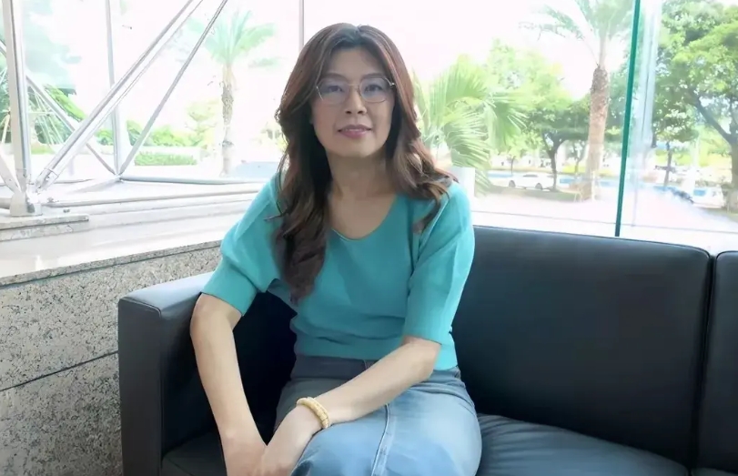 湾湾蓝营这边论战斗力，郑丽文肯定是数一数二没得挑，但选老大估计很难。战斗力强不见