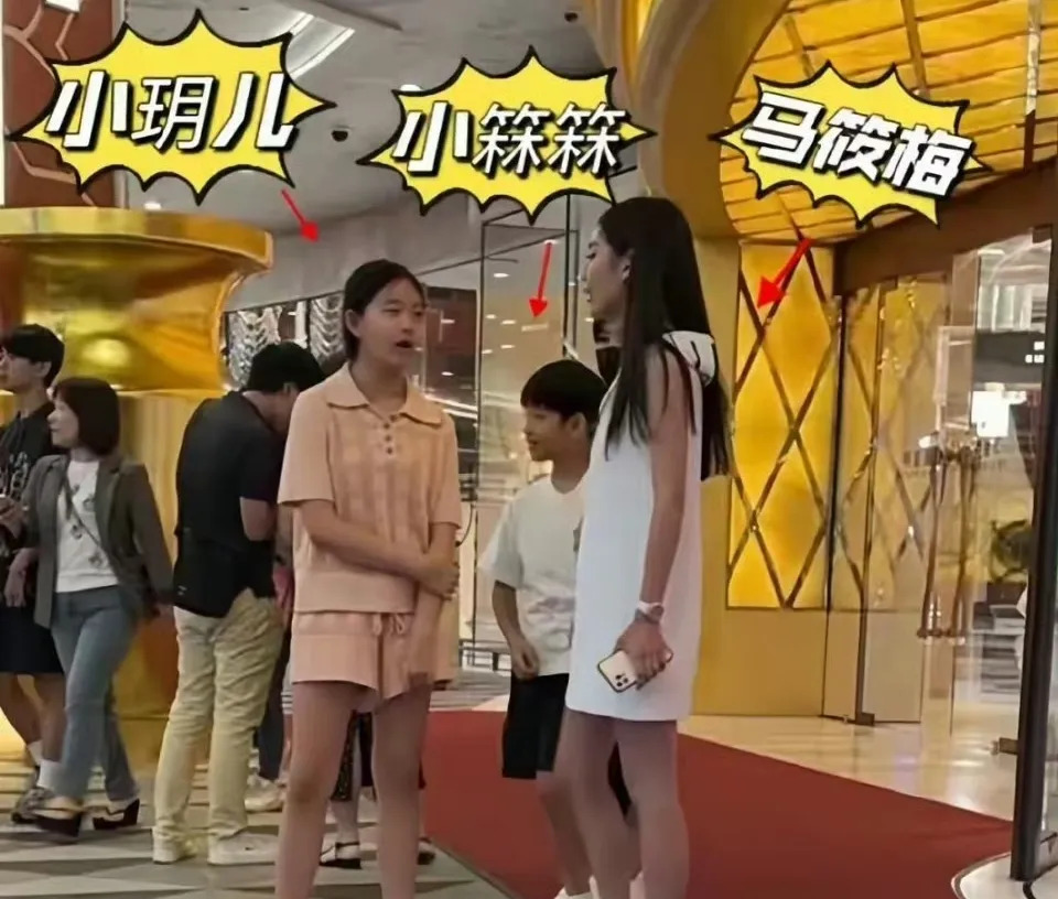 大S去世引发争议不断











大S去世的消息震惊了所有人，她的离世