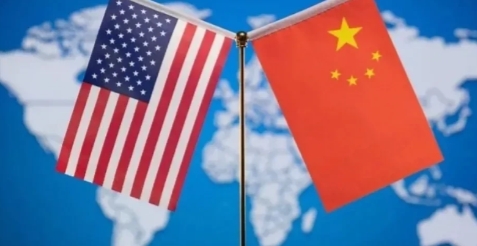 特朗普为什么这么想让俄乌战争停止。

因为美国现在内债严重，美国却仍然在大力发行