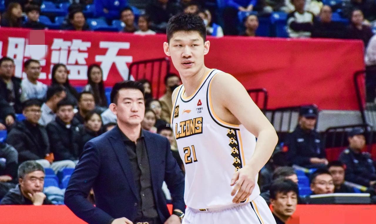 本赛季阿不都与胡金秋，根本不是一个级别的对手！
1.阿不都600万元      