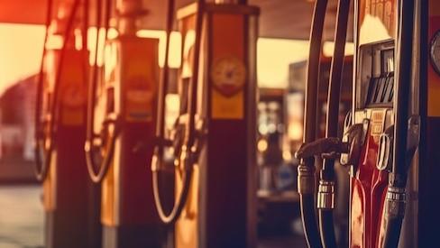 加油站"偷油"套路大揭秘！5招教你识破计量作弊陷阱