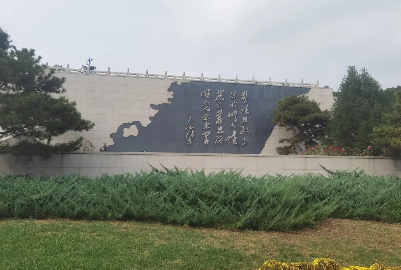 家人都在看电视剧《沉默的荣耀》，我从来不看，不是演员演的不好，是因为早就知道结果