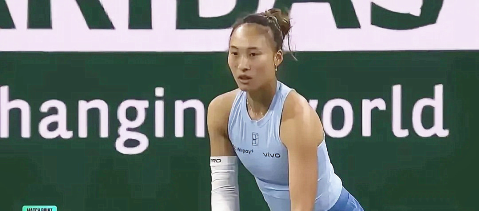 在2025年WTA1000迈阿密站第二轮比赛中，中国一姐郑钦文以6-1、7-5直