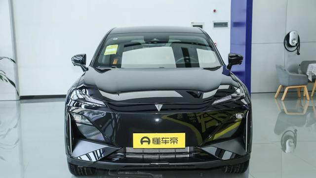 深蓝S07215Max增程版：家用车市场的新星