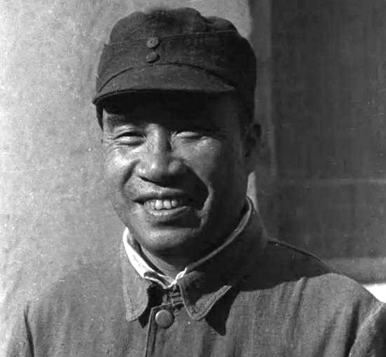 陈明仁到北京后，四位元帅接待，朱老总还亲自下厨