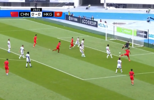 中国男足1:0战胜中国香港，结束东亚杯比赛

在刚刚结束的东亚杯最后一场比赛中，