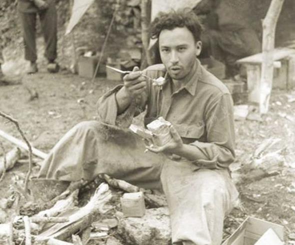 二战美军最痛恨的就是午餐肉，这主要是因为午餐肉最开始是碎肉，后面不停的增加猪油和