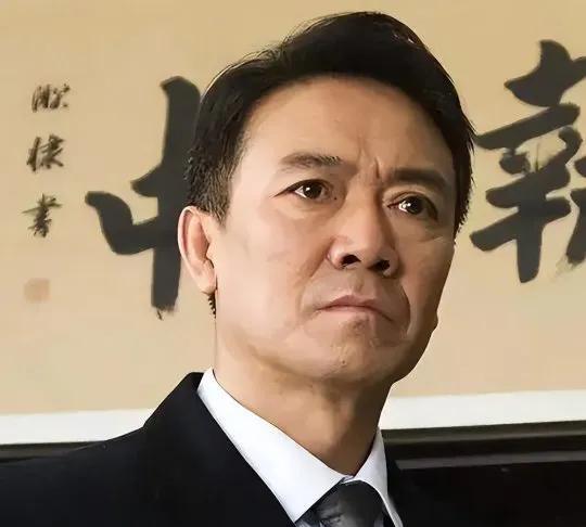 #有没有人喜欢看亮剑这部剧？# 说不说吧，《亮剑》这剧，真不是吹的，好多人都爱得