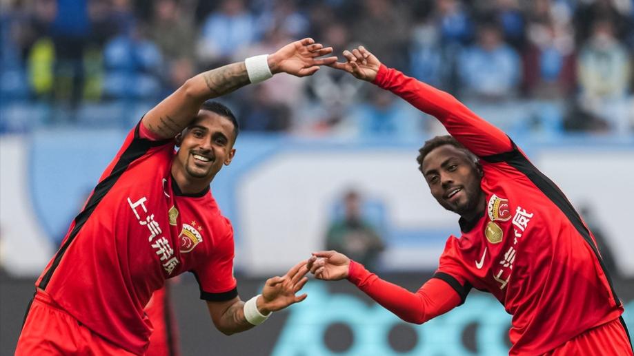 中超3连冠！大连英博0-1上海海港，加布里埃尔闪电进球致胜