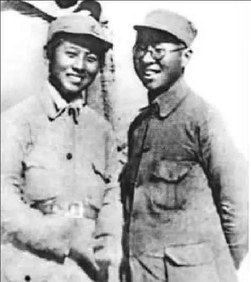 1918年，辛锐出生在山东章丘，原名辛树荷。
辛锐参军后，先是去了山东抗日军政干